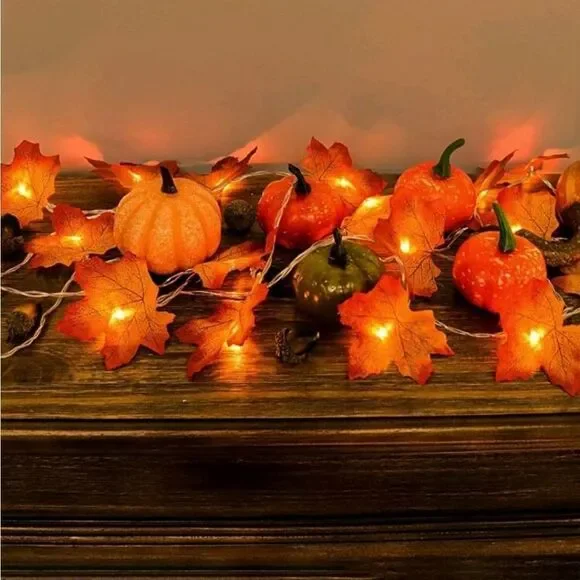 Maple Leaf 🍁 String Lights - Picture 3 of 4